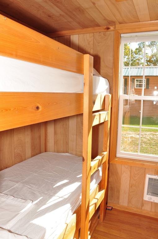 Plymouth Rock Camping Resort Rustic Cabin Elkhart Lake Buitenkant foto