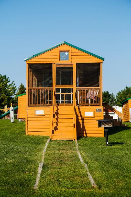 Plymouth Rock Camping Resort Rustic Cabin Elkhart Lake Buitenkant foto